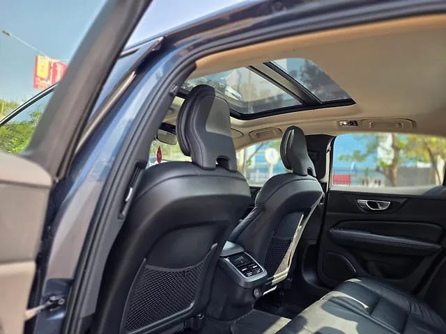 Second-hand 2021 Volvo S60 T4 Inscription for sale in Mumbai-6