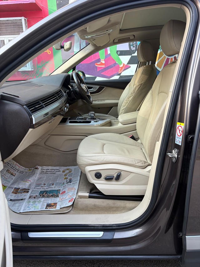 Audi Q7 45 TDI Quattro Premium Plus Second-hand 2016 Audi Q7 45 TDI Quattro Premium Plus for sale in New Delhi-9