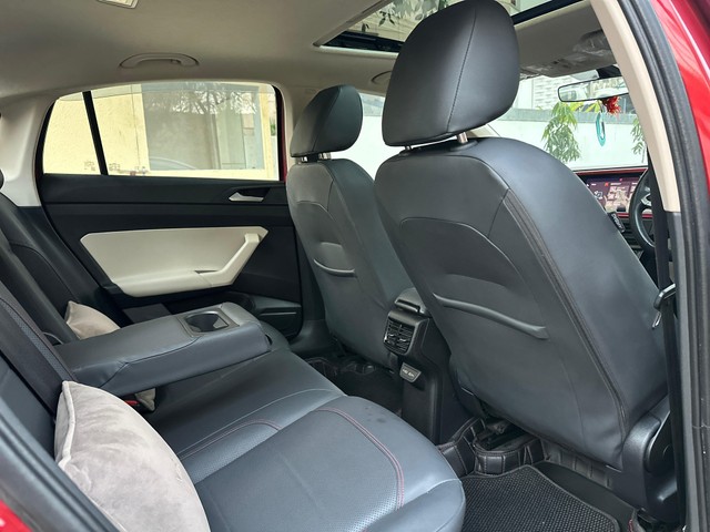 Second-hand 2023 Volkswagen Virtus GT DSG for sale in New Delhi-5