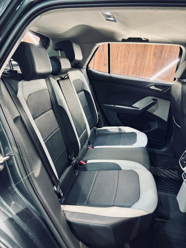 Second-hand 2021 Volkswagen Taigun 1.0 TSI Topline BSVI for sale in Madurai-12