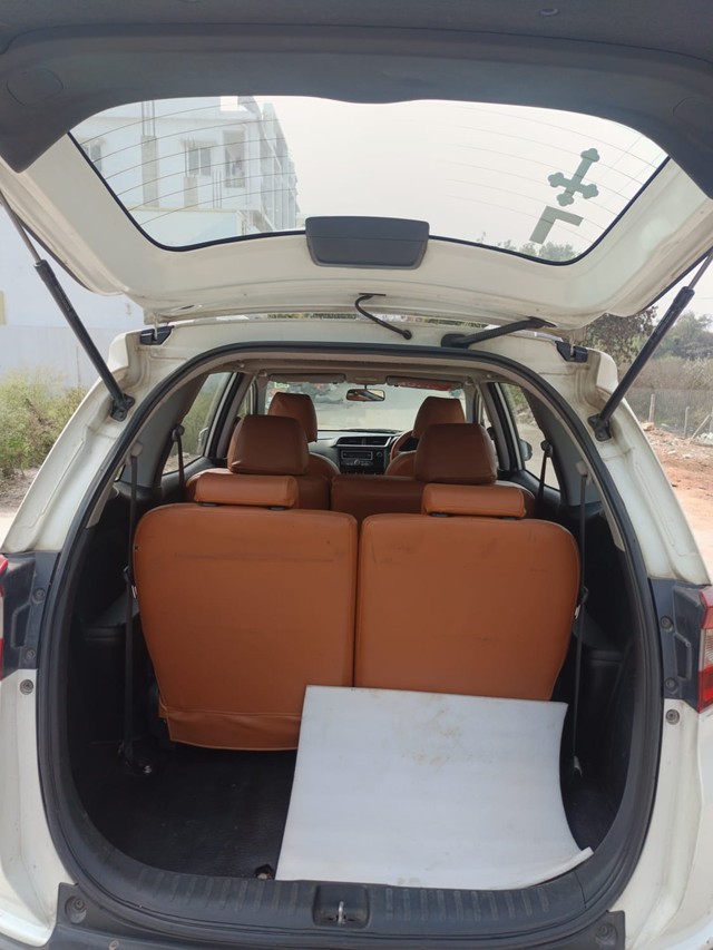 Second-hand 2018 Honda BR-V i-DTEC S MT for sale in Hyderabad-12