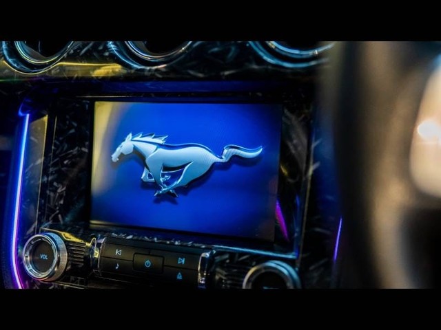 Second-hand 2017 Ford Mustang V8 for sale in New Delhi-2