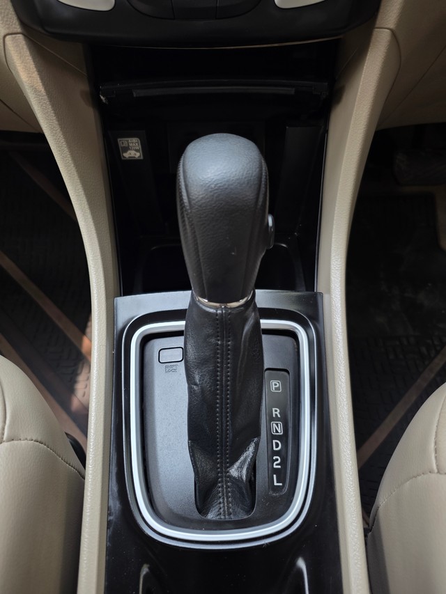 Second-hand 2019 Maruti Suzuki Ciaz Alpha Automatic BSIV for sale in Mumbai-14