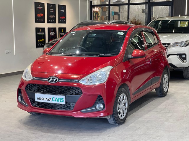 Second-hand 2017 Hyundai Grand i10 Magna AT for sale in Hyderabad-2