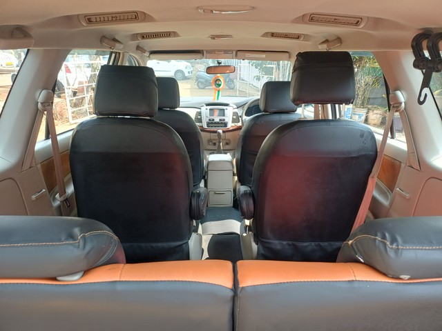 Second-hand 2013 Toyota Innova 2.5 G (Diesel) 7 Seater BS IV for sale in Pune-7