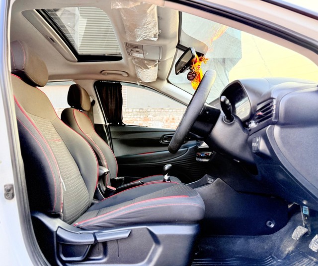 Second-hand 2021 Hyundai i20 Asta Opt BSVI for sale in Surat-13