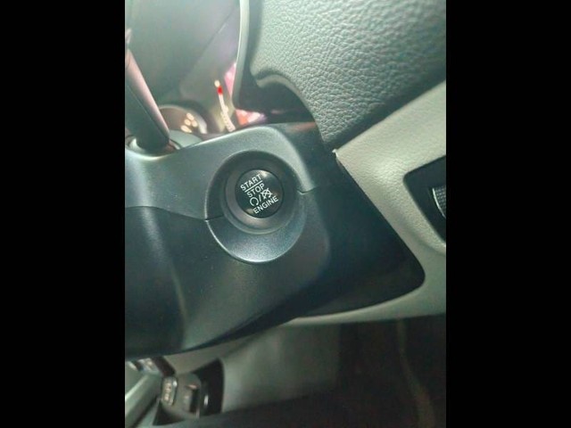 Second-hand 2018 Jeep Compass 2.0 Limited for sale in Pune-11