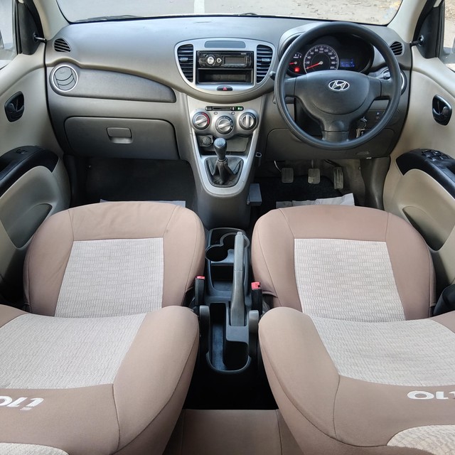 Hyundai i10 Magna 1.1L Second-hand 2016 Hyundai i10 Magna 1.1L for sale in Gurgaon-11