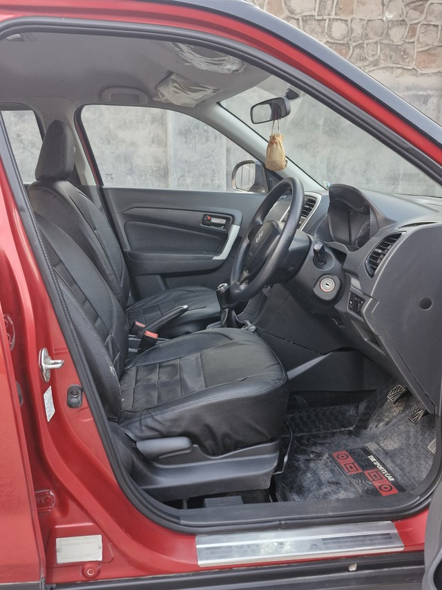 Second-hand 2018 Maruti Vitara Brezza VDi Option for sale in New Delhi-15