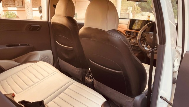 Second-hand 2021 Hyundai Aura S CNG for sale in New Delhi-13