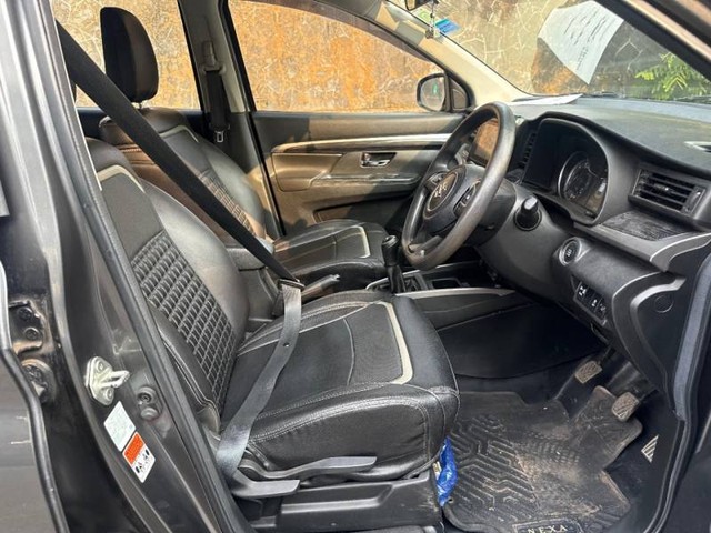 Second-hand 2024 Maruti Suzuki XL6 Zeta CNG for sale in Mumbai-9