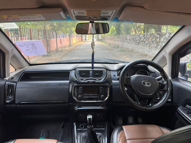 Second-hand 2018 Tata Hexa XE for sale in Jaipur-4