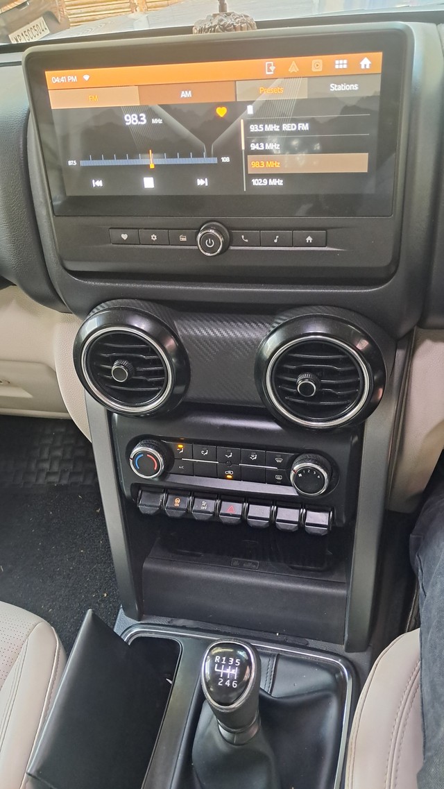 Second-hand 2025 Mahindra Thar ROXX MX5 RWD Diesel for sale in Jabalpur-13