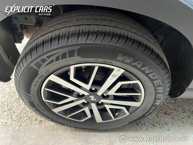 Second-hand 2024 Hyundai Venue S Opt Turbo DCT for sale in Kolkata-9