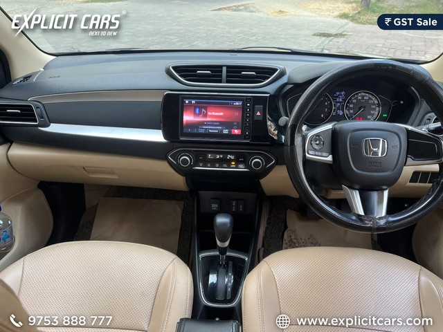 Second-hand 2023 Honda Amaze 2nd Gen VX CVT for sale in Kolkata-7