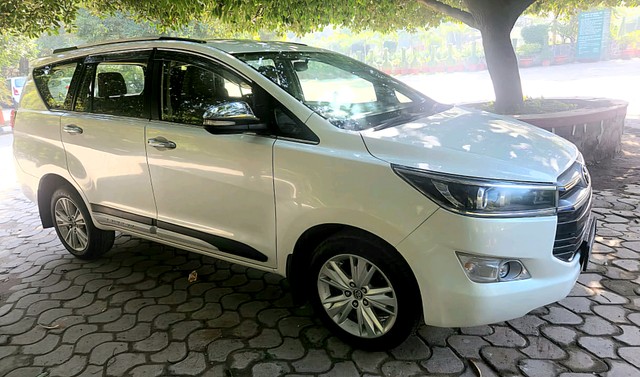 Toyota Innova Crysta 2.8 ZX AT BSIV Second-hand 2017 Toyota Innova Crysta 2.8 ZX AT BSIV for sale in New Delhi-8