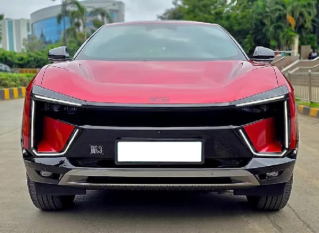Mahindra BE 6 Pack Three Second-hand 2025 Mahindra BE 6 Pack Three for sale in Mumbai