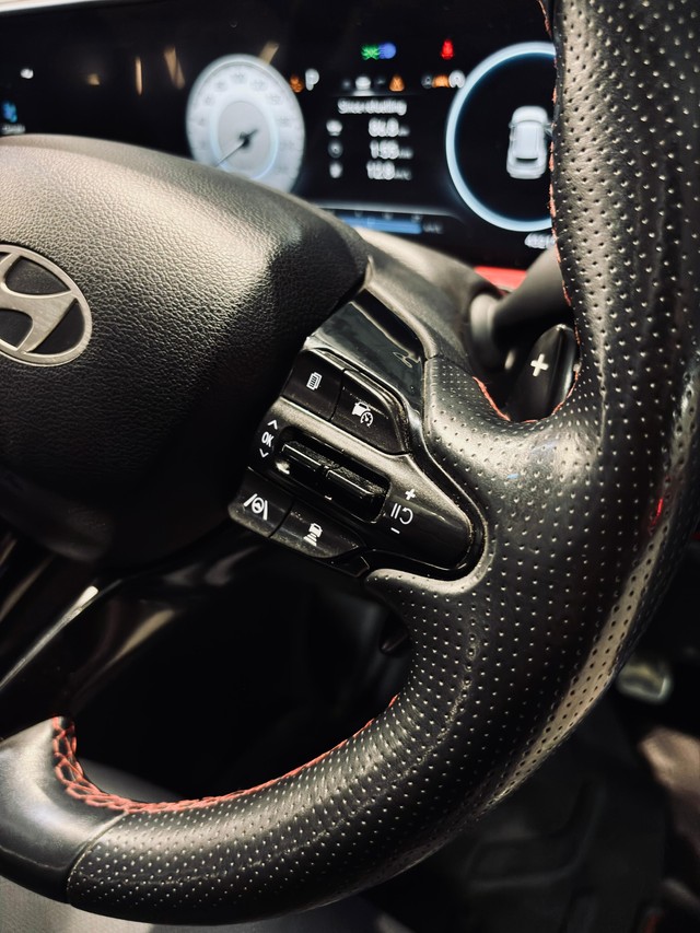 Second-hand 2024 Hyundai Creta SX (O) Turbo DCT for sale in Madurai-12