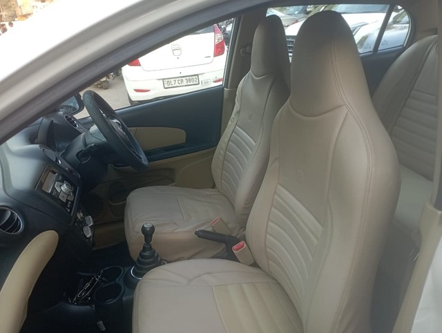 Second-hand 2015 Honda Amaze VX i-Vtech for sale in New Delhi-8
