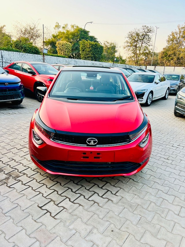 Tata Altroz XZ Plus S Second-hand 2023 Tata Altroz XZ Plus S for sale in Faridabad-0