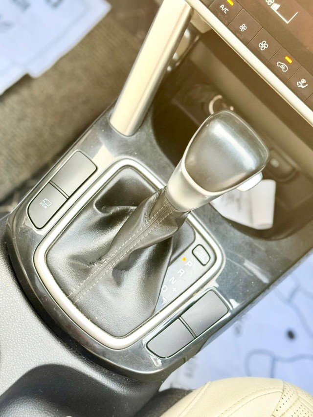 Second-hand 2020 Kia Seltos HTX IVT G for sale in Surat-5