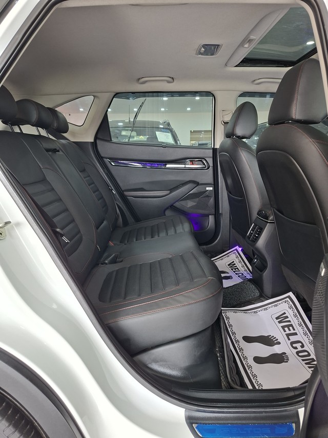 Second-hand 2011 Mahindra Scorpio 2.6 CRDe SLE for sale in Chennai-3