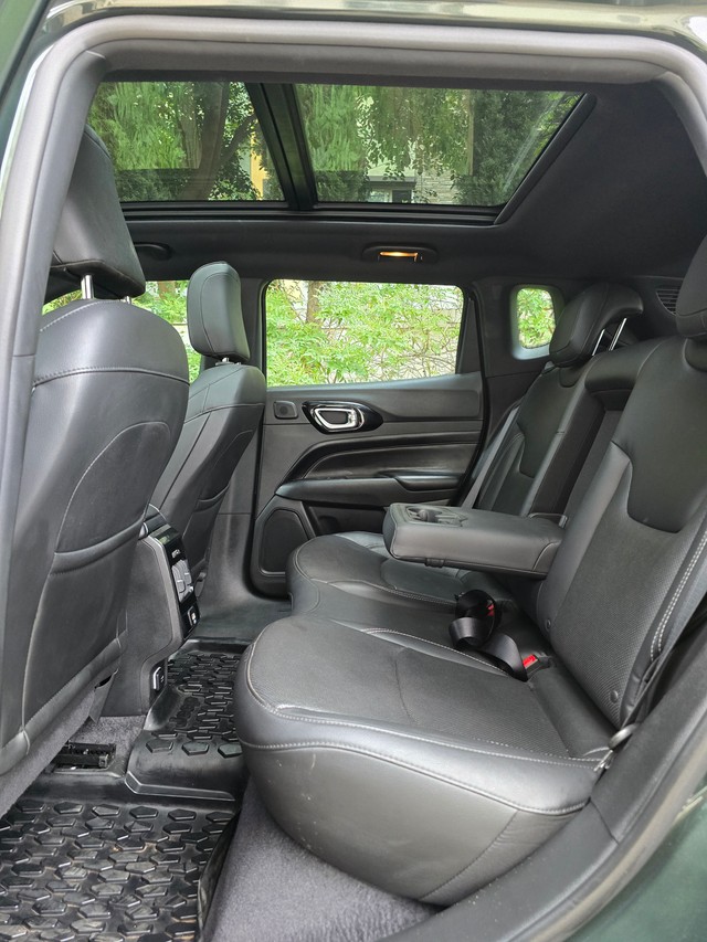 Second-hand 2022 Jeep Compass 1.4 Model S Opt AT for sale in Bangalore-13