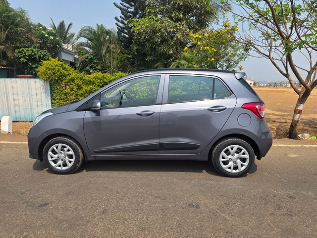 Second-hand 2018 Hyundai Grand i10 1.2 Kappa Sportz BSIV for sale in Kolhapur-4
