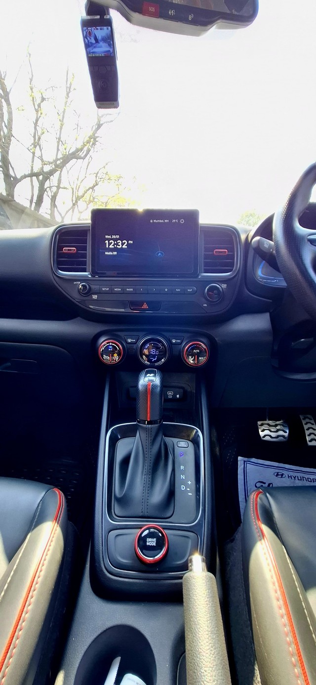 Hyundai Venue N Line N8 turbo DCT DT BSVI Second-hand 2023 Hyundai Venue N Line N8 turbo DCT DT BSVI for sale in Mumbai-7