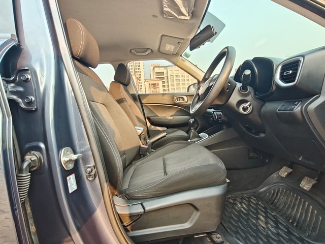 Second-hand 2019 Hyundai Venue S BSIV for sale in Mumbai-19