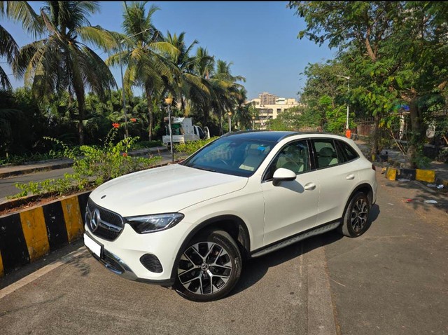 Second-hand 2023 Mercedes-Benz GLC 300 for sale in Mumbai-4
