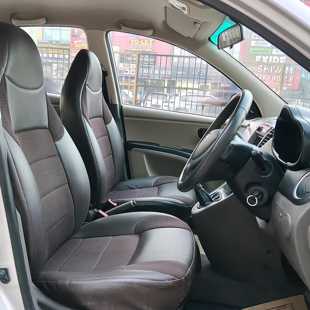 Second-hand 2017 Hyundai i10 Magna 1.1L for sale in Gurgaon-7