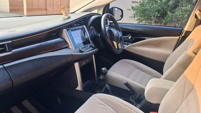 Second-hand 2019 Toyota Innova Crysta 2.4 GX MT BSIV for sale in Coimbatore-13