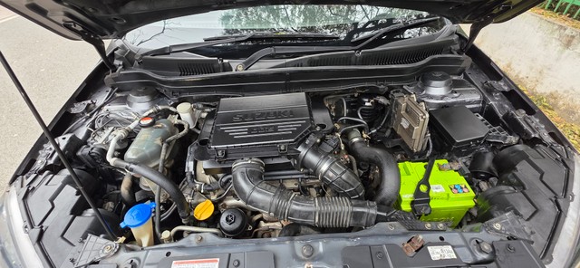 Second-hand 2018 Maruti Vitara Brezza VDi for sale in Allahabad-9