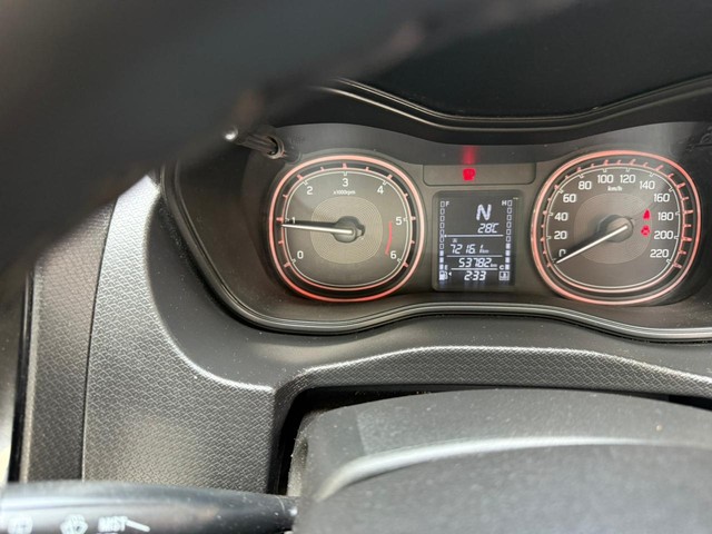Second-hand 2018 Maruti Suzuki Vitara Brezza ZDi AMT for sale in Mumbai-4