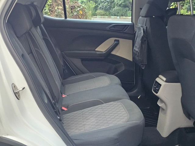 Second-hand 2023 Volkswagen Taigun 1.0 TSI Comfortline BSVI for sale in Kolkata-9