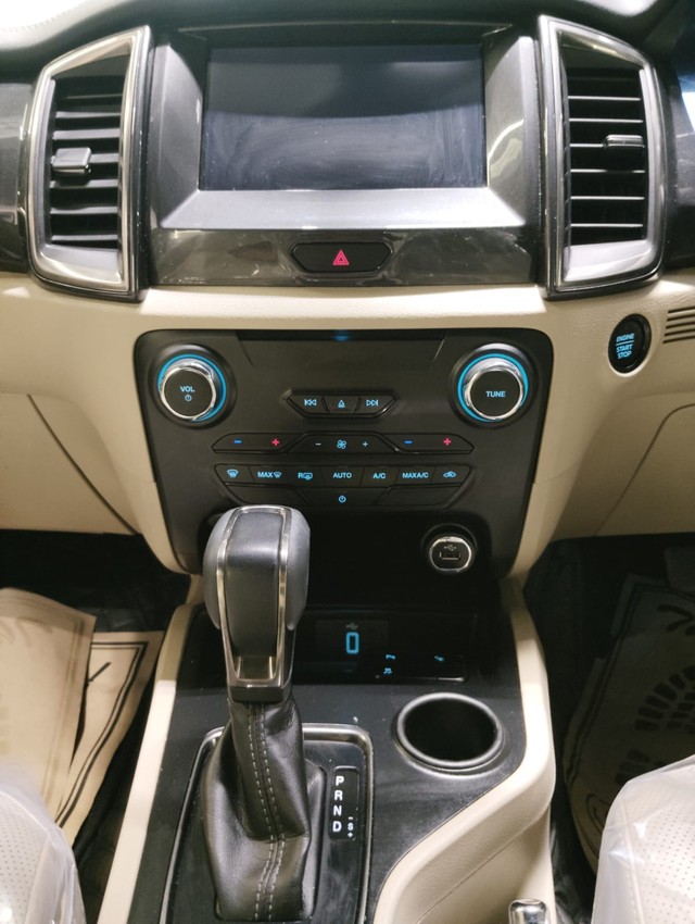 Ford Endeavour Titanium Plus 4X2 AT Second-hand 2020 Ford Endeavour Titanium Plus 4X2 AT for sale in New Delhi-9