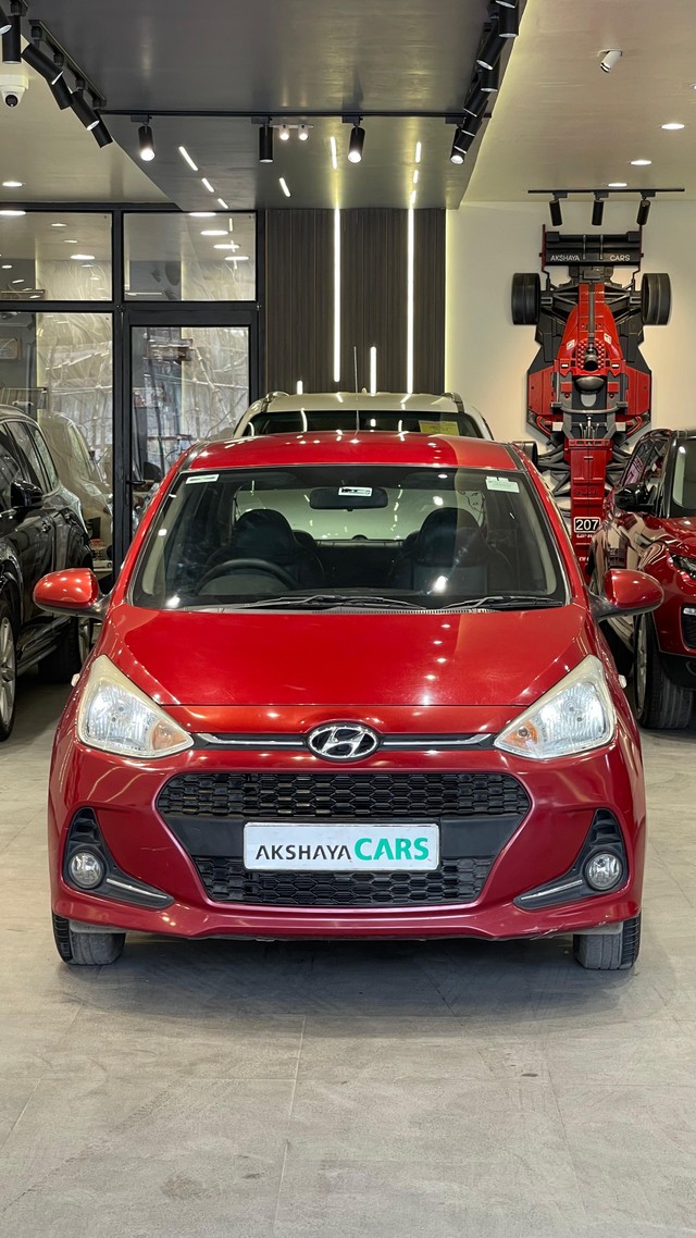 Second-hand 2017 Hyundai Grand i10 Magna AT for sale in Hyderabad-0