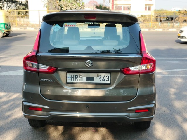 Second-hand 2024 Maruti Suzuki Ertiga VXi (O) CNG for sale in New Delhi-3