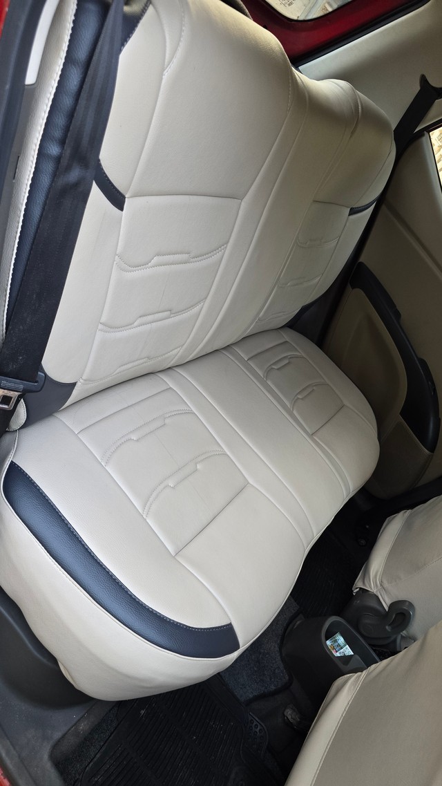 Hyundai i10 Magna 1.1L Second-hand 2013 Hyundai i10 Magna 1.1L for sale in East Godavari-7