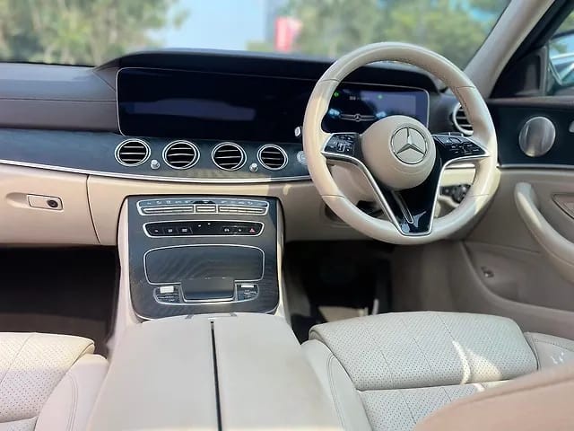 Second-hand 2022 Mercedes-Benz E-Class Exclusive E 220d BSVI for sale in Mumbai-6