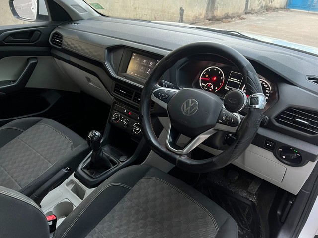 Second-hand 2023 Volkswagen Taigun 1.0 TSI Comfortline BSVI for sale in Kolkata-5