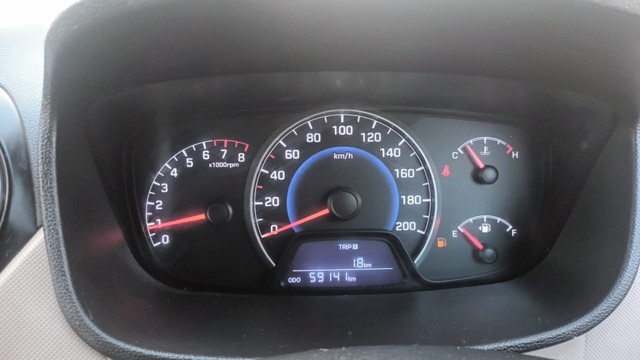 Hyundai Grand i10 Sportz Second-hand 2015 Hyundai Grand i10 Sportz for sale in Chennai-5