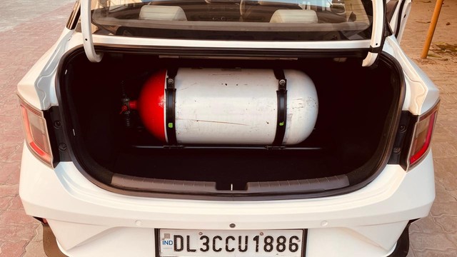 Second-hand 2021 Hyundai Aura S CNG for sale in New Delhi-10