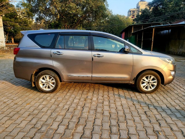 Second-hand 2020 Toyota Innova Crysta 2.8 GX AT BSIV for sale in New Delhi-1