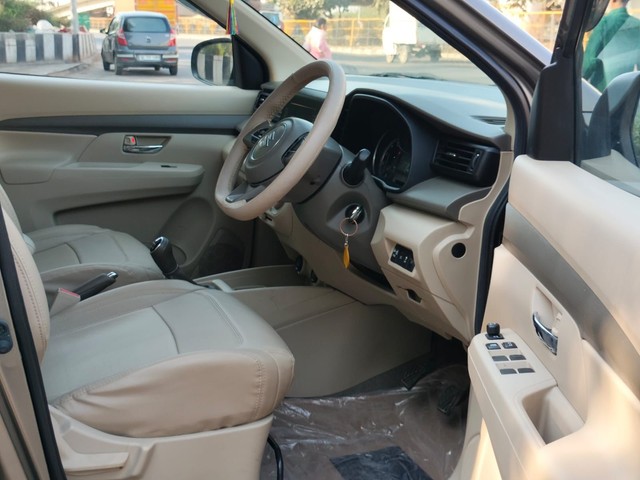 Second-hand 2024 Maruti Suzuki Ertiga VXi (O) CNG for sale in New Delhi-11