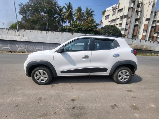 Second-hand 2020 Renault KWID RXT for sale in Bangalore-3