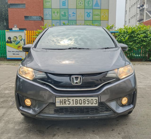 Honda Jazz 1.5 V i DTEC Second-hand 2017 Honda Jazz 1.5 V i DTEC for sale in Faridabad