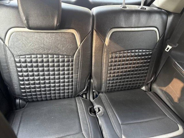 Second-hand 2024 Maruti Suzuki XL6 Zeta CNG for sale in Mumbai-10