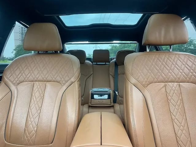Second-hand 2017 BMW 7 Series 730Ld M Sport for sale in Mumbai-12